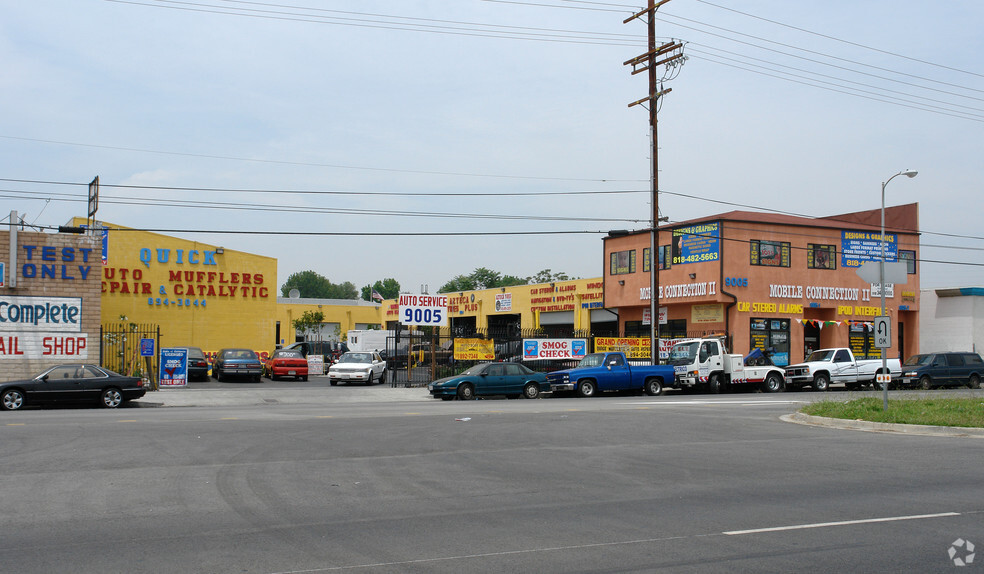 9005 Sepulveda Blvd, North Hills, CA for sale - Primary Photo - Image 1 of 1