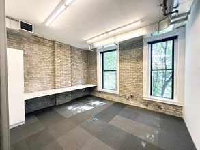 506-508 N Clark St, Chicago, IL for lease Interior Photo- Image 2 of 4
