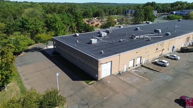 4 Pin Oak Dr, Branford, CT for lease Interior Photo- Image 2 of 19