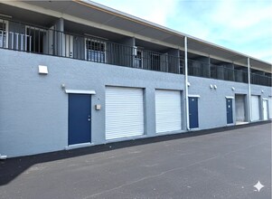 16731 Mcgregor Blvd, Fort Myers, FL for lease Building Photo- Image 2 of 5