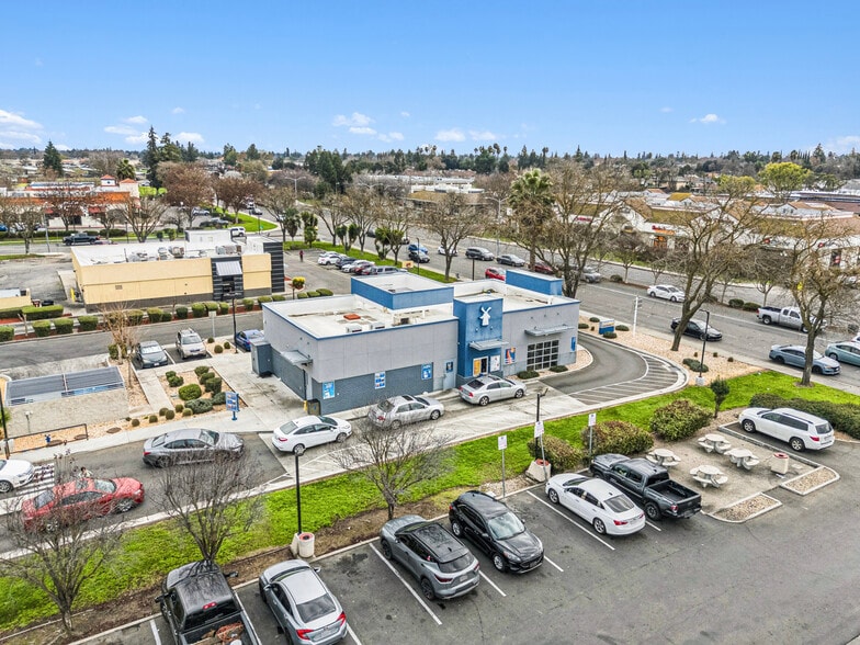 575 W Olive Ave, Merced, CA for sale - Building Photo - Image 3 of 5