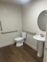 973-975 Mount Vernon Ave, Columbus, OH for lease Interior Photo- Image 1 of 5
