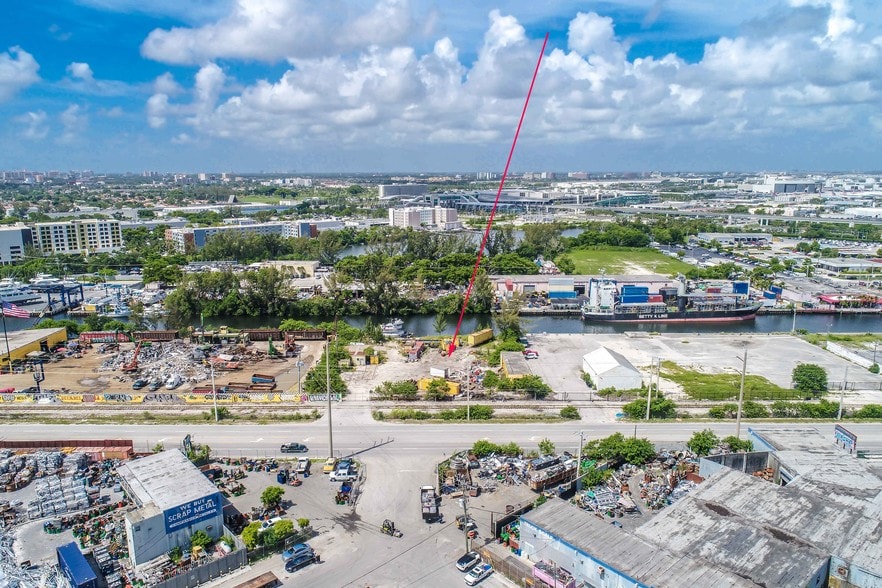 3440 NW North River Dr, Miami, FL à vendre - Photo du bâtiment - Image 2 de 29