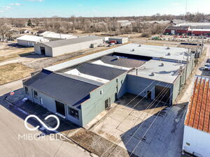 2401 S Monroe St, Muncie, IN à vendre - Photo du bâtiment - Image 2 de 22