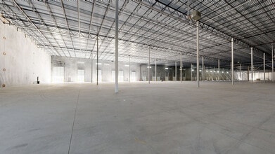 560 Hinton Oaks Blvd, Knightdale, NC for lease Matterport 3D Scan- Image 1 of 5