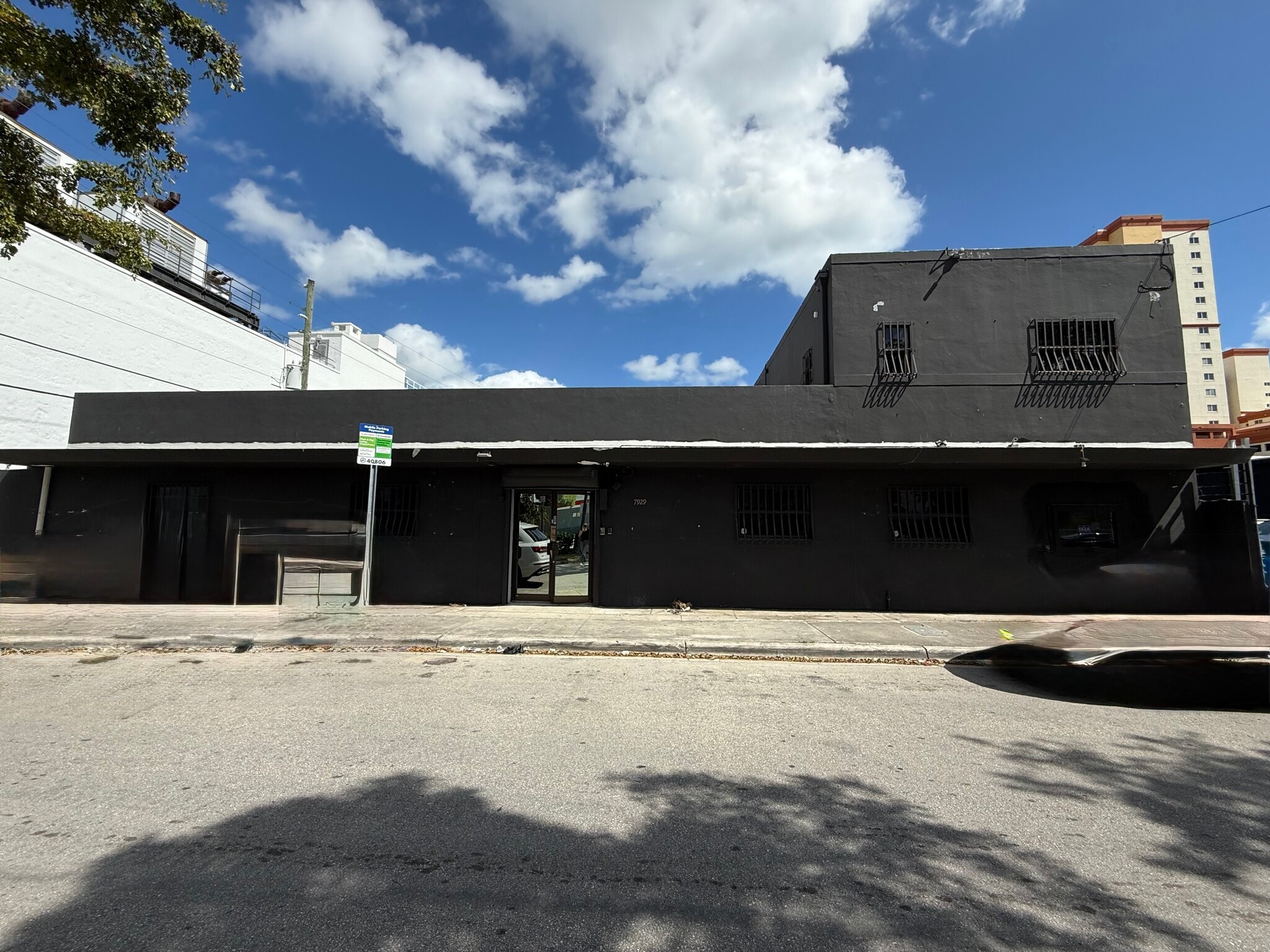 7929 NE 1st Ave, Miami, FL à louer Photo du bâtiment- Image 1 de 24