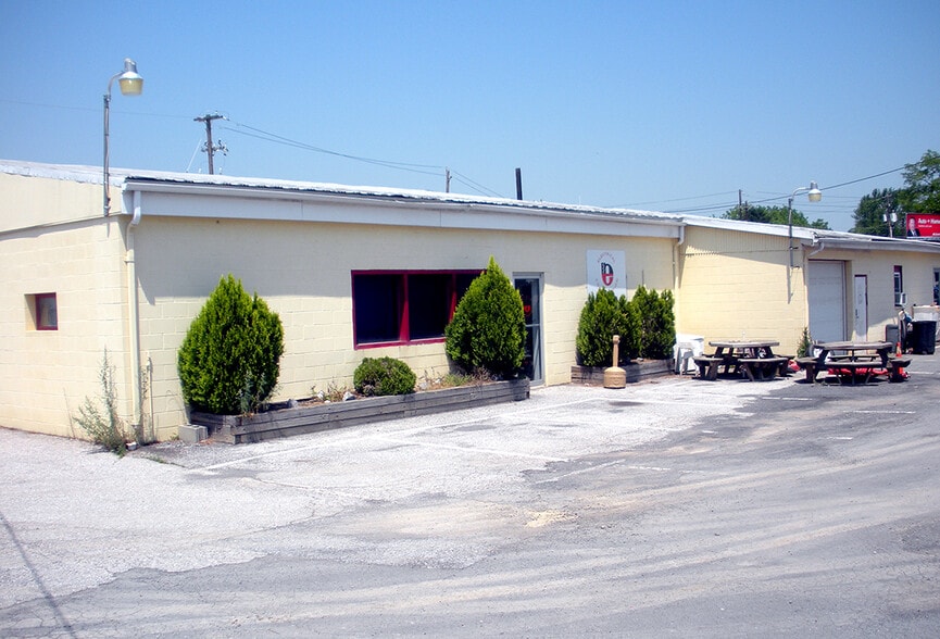 1779 W Trindle Rd, Carlisle, PA for lease - Building Photo - Image 1 of 9
