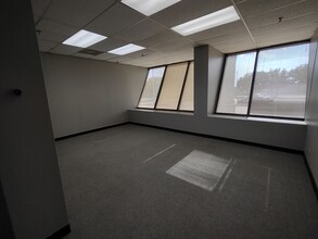 1800 Teague Dr, Sherman, TX for lease Interior Photo- Image 1 of 3