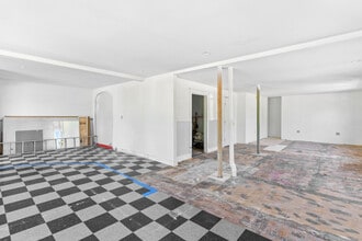 736 Forest Ave, Portland, ME à vendre Photo intérieure- Image 1 de 14