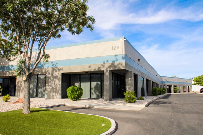 Plus de détails pour 12 Sunset Way, Henderson, NV - Local d'activités à louer