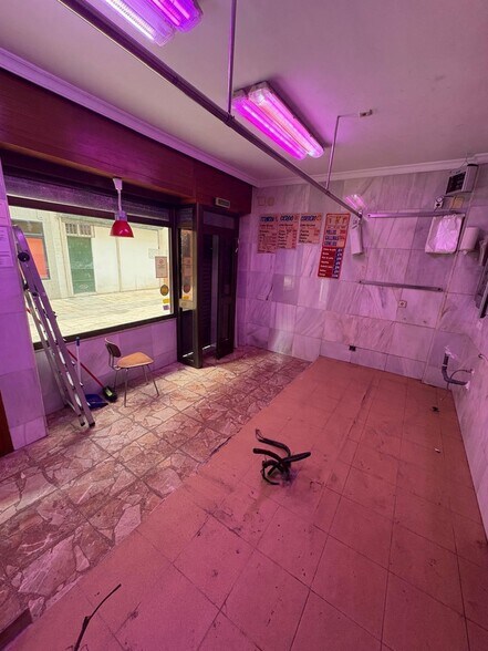 Commerce de détail dans Córdoba à vendre - Photo du bâtiment - Image 3 de 9