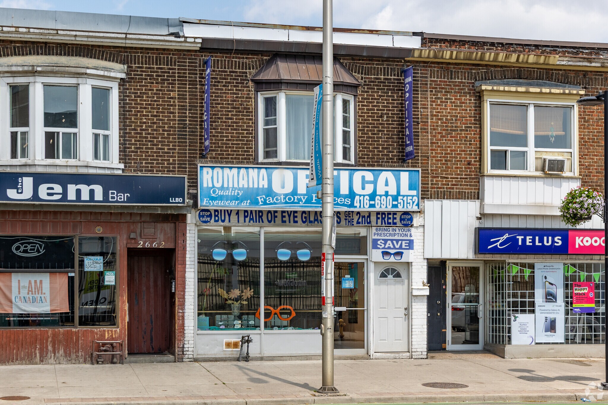 2666 Danforth Ave, Toronto, ON à vendre Photo du bâtiment- Image 1 de 22