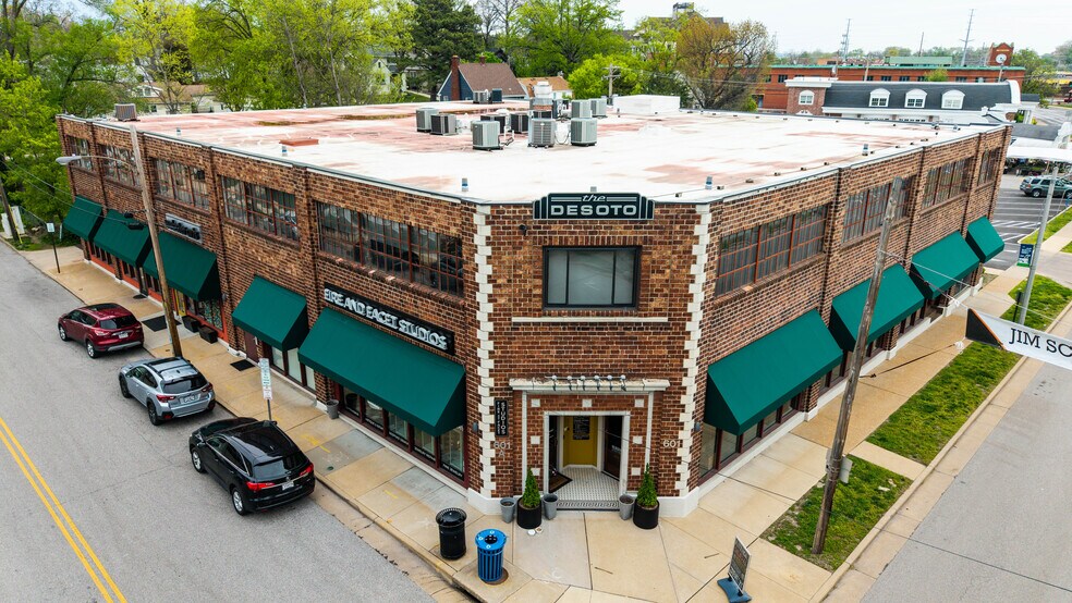 601-609 E Lockwood Ave, Webster Groves, MO à louer - Photo du bâtiment - Image 2 de 3