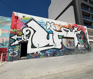 Plus de détails pour 285-295 NW 27th St, Miami, FL - Commerce de détail à louer