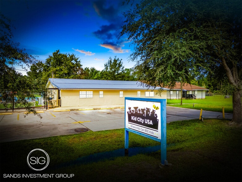 29 Cinnamon St, Middleburg, FL for sale - Primary Photo - Image 1 of 5