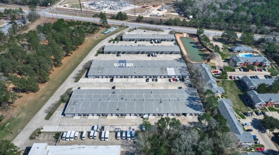 1300 S Frazier St, Conroe, TX à louer Photo intérieure- Image 1 de 16