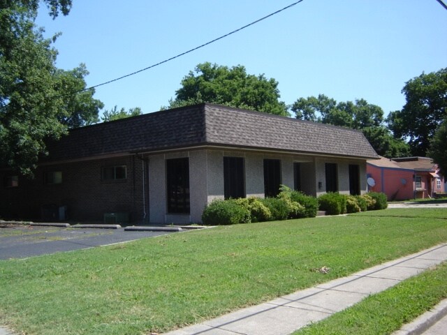 204 W North St, Sikeston, MO à vendre Photo du bâtiment- Image 1 de 11