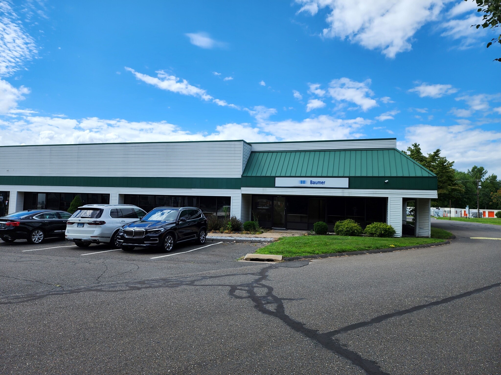 122 C Spring St, Southington, CT for lease Building Photo- Image 1 of 2