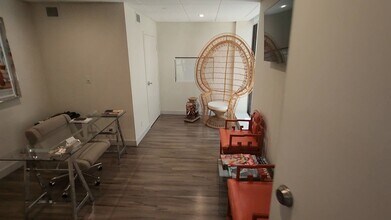 251 Royal Palm Way, Palm Beach, FL à louer - Vidéo sur l’inscription commerciale 