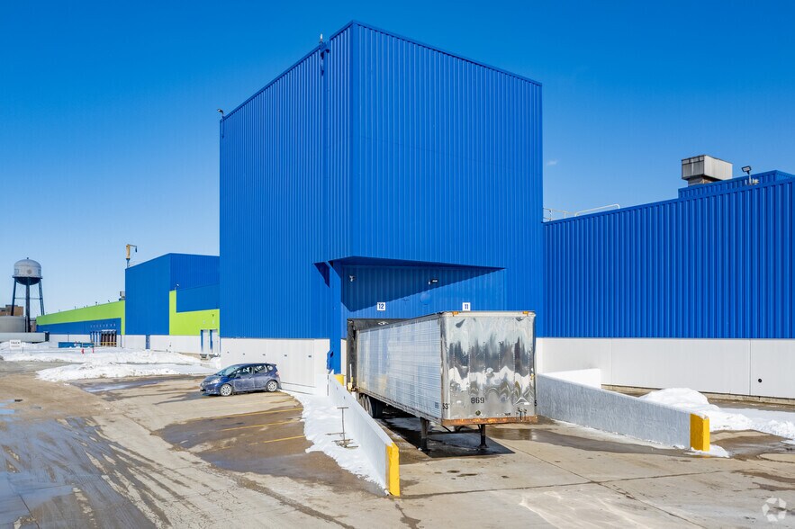 5520 Chevrolet Blvd, Parma, OH à vendre - Photo du bâtiment - Image 2 de 11