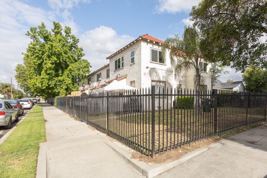 734 W Virginia St, San Bernardino, CA à vendre - Photo du bâtiment - Image 2 de 24