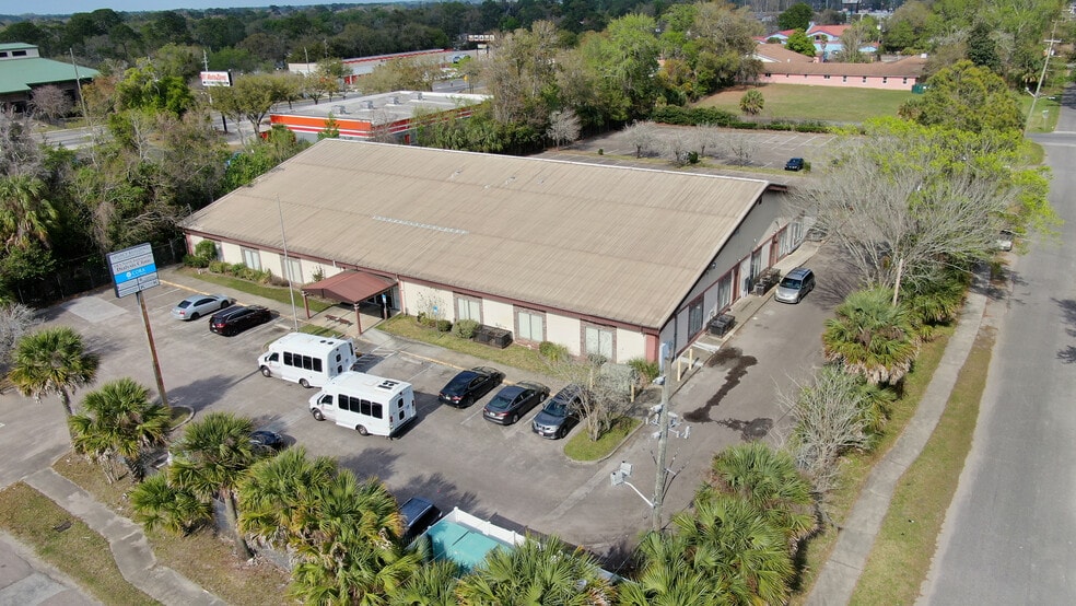 1725 Oakhurst Ave, Jacksonville, FL for sale - Building Photo - Image 1 of 6