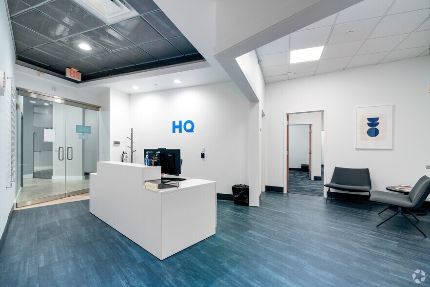 1701 Park Center Dr, Orlando, FL à louer - Photo du bâtiment - Image 1 de 23