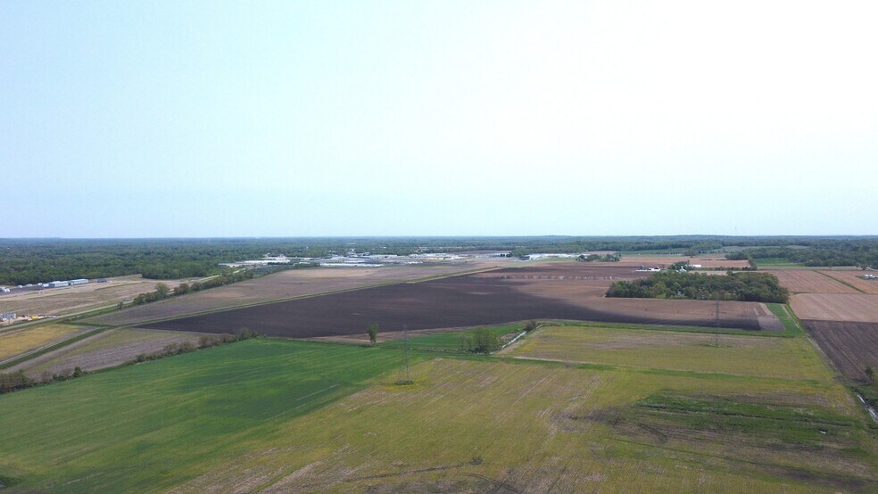 CR-23, Bristol, IN à vendre - Photo du bâtiment - Image 2 de 3