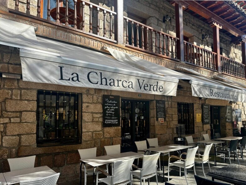 Plaza Adolfo Suárez, 10, Manzanares el Real, Madrid à vendre - Photo du bâtiment - Image 3 de 13