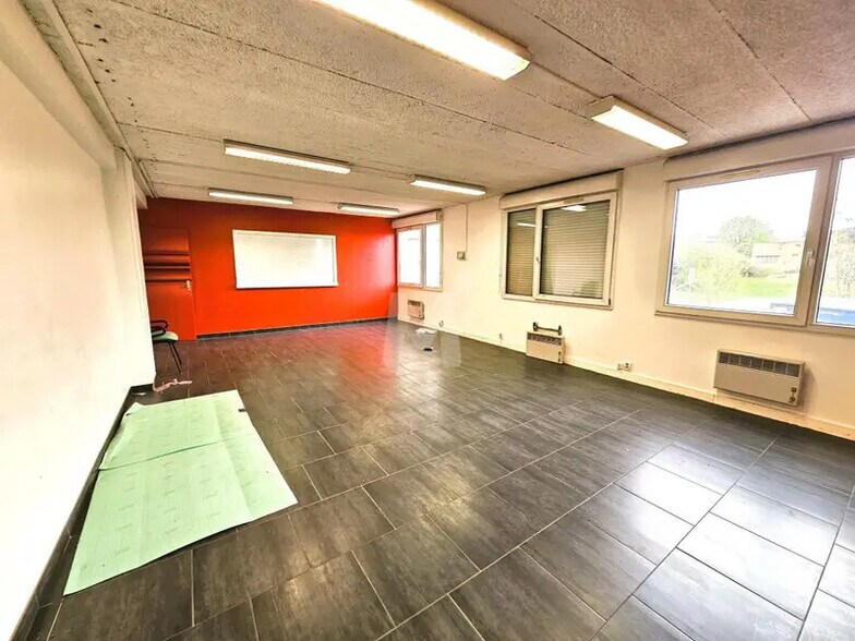Bureau dans Évry-Courcouronnes à vendre - Photo intérieure - Image 3 de 11