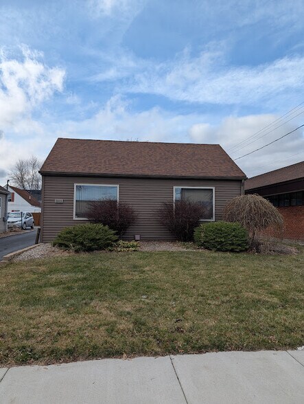 2809 Ashman St, Midland, MI à louer - Photo principale - Image 1 de 7
