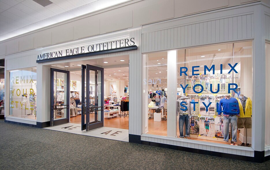 555 John F Kennedy Rd, Dubuque, IA à louer - Photo intérieure - Image 3 de 9