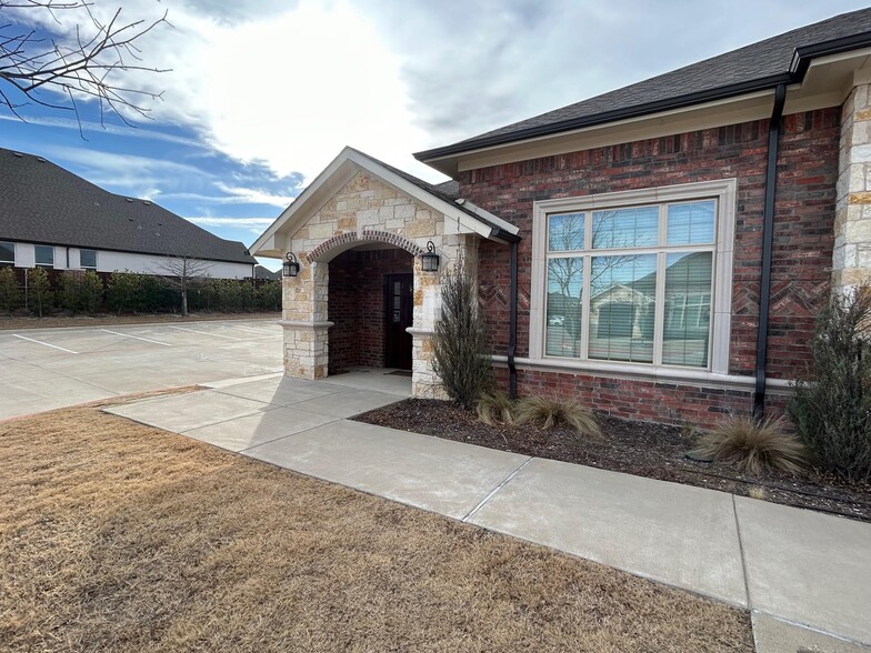 8751 Collin McKinney Pky, McKinney, TX à vendre - Photo principale - Image 1 de 1