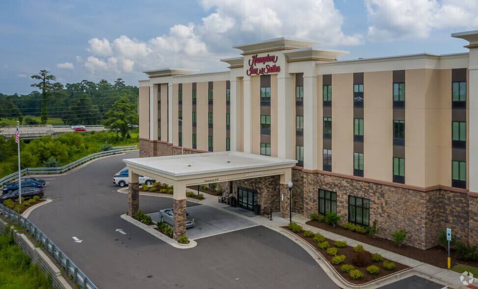 4820 Port Loop Rd SE, Southport, NC à vendre - Photo du bâtiment - Image 3 de 4