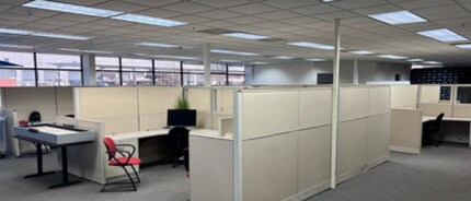 100 Teduke Ct, Saint Charles, MO for lease Interior Photo- Image 1 of 2