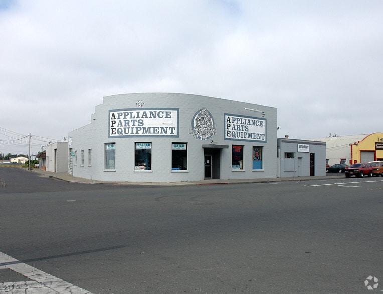 1145 Petaluma Hill Rd, Santa Rosa, CA for sale - Building Photo - Image 1 of 13