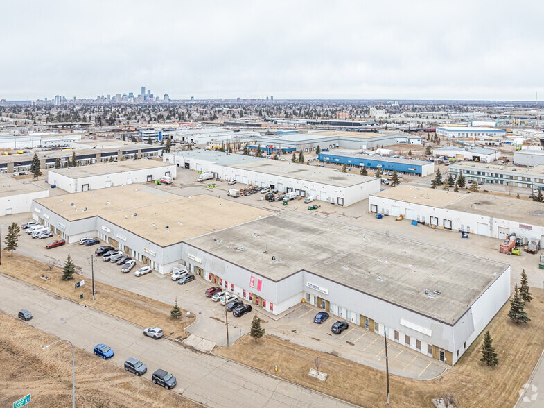 4316-4348 81 St Ave NW, Edmonton, AB for lease - Aerial - Image 2 of 7