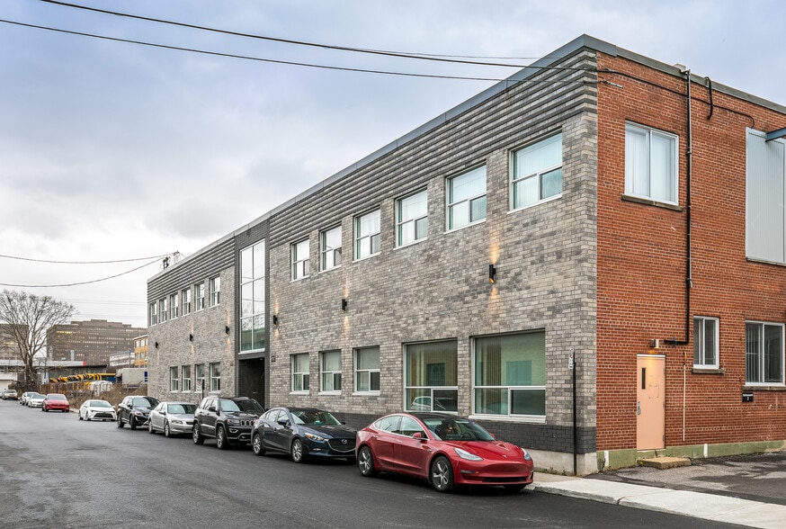 9850-9852 Rue Verville, Montréal, QC for sale - Primary Photo - Image 1 of 21