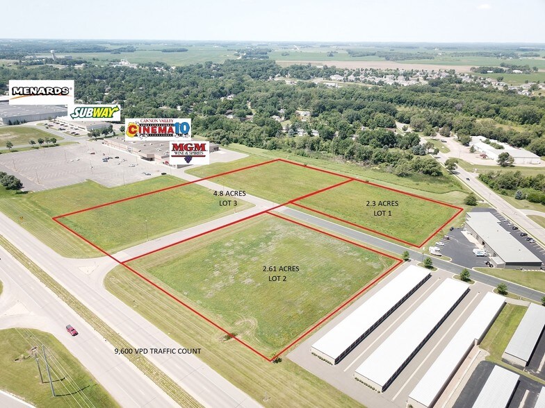 Hester St, Dundas, MN à vendre - Aérien - Image 2 de 4