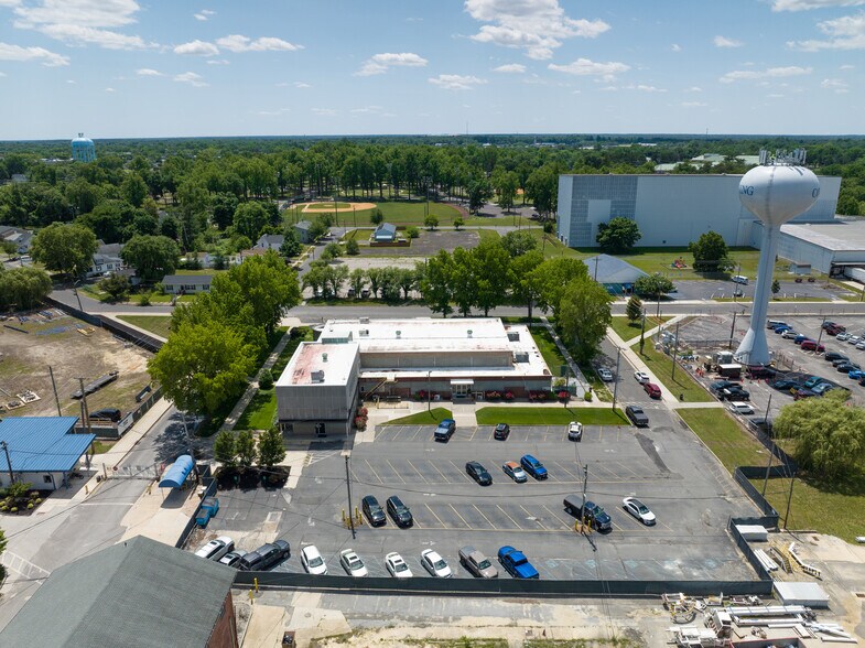 537 Crystal Ave, Vineland, NJ à vendre - Photo du bâtiment - Image 1 de 14