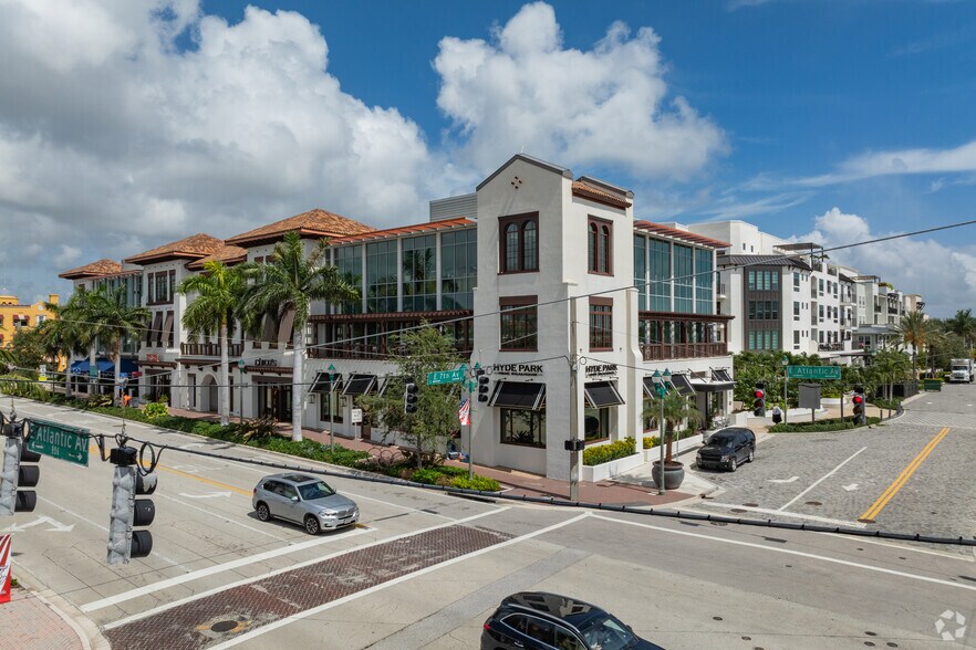 601 E Atlantic Ave, Delray Beach, FL à louer - Photo du bâtiment - Image 1 de 5