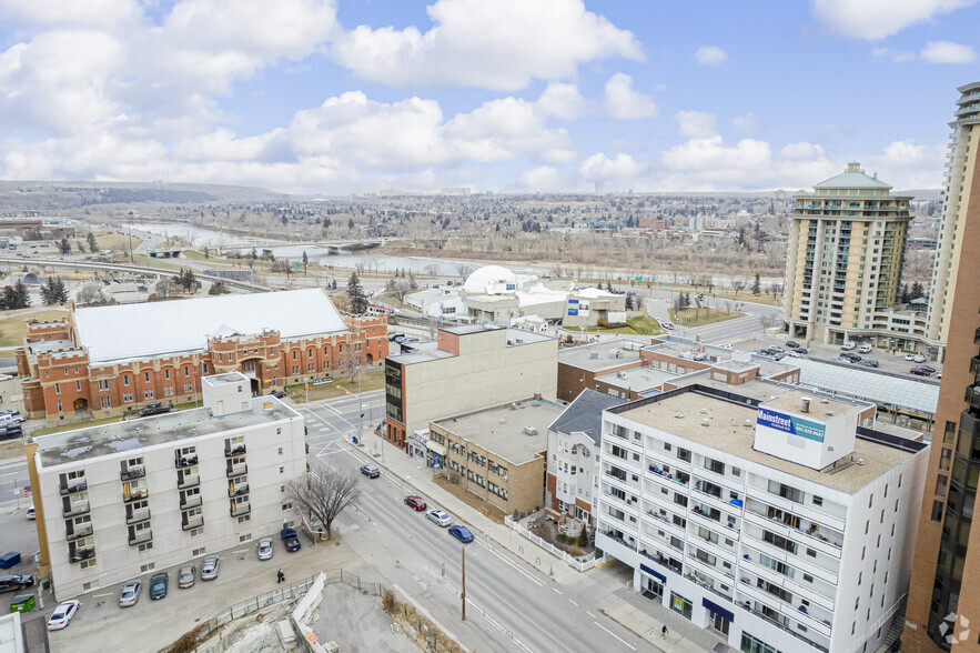 1136 8th Ave SW, Calgary, AB for lease - Aerial - Image 2 of 4