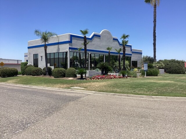 635 N Plaza Dr, Visalia, CA à louer - Photo du bâtiment - Image 2 de 13