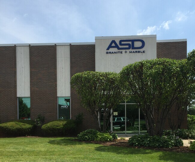 Plus de détails pour 1775 Lively Blvd, Elk Grove Village, IL - Industriel à louer