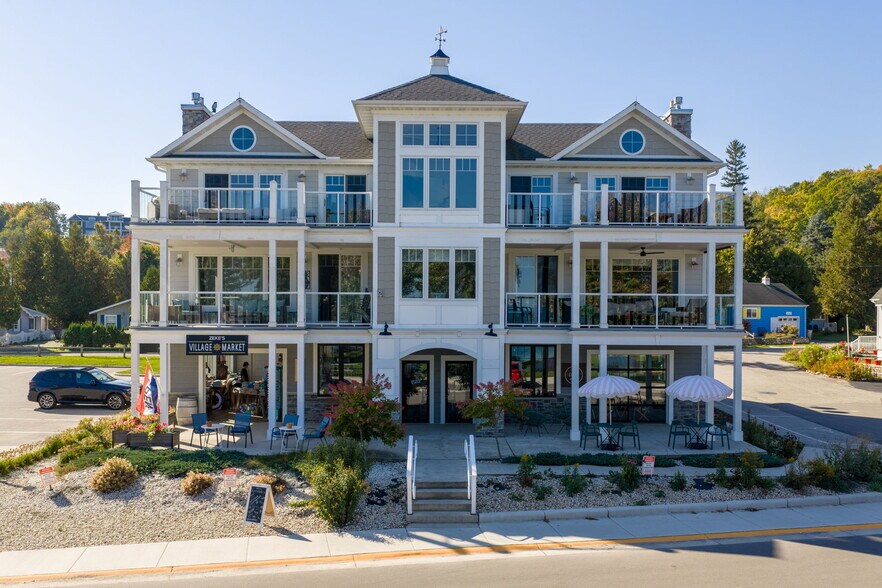 2363 Mill Rd, Sister Bay, WI à vendre - Photo du bâtiment - Image 2 de 29