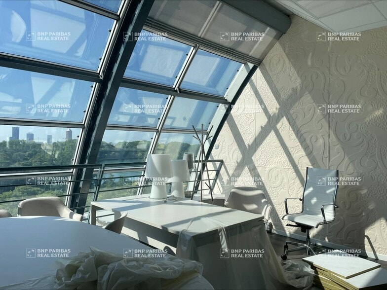 Bureau dans Lyon à vendre - Photo du bâtiment - Image 3 de 19