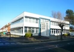 84-88 Pinner Rd, Harrow à louer - Photo du bâtiment - Image 3 de 3