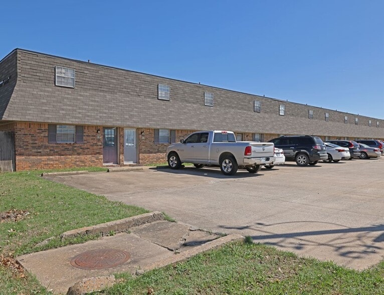 131 Commercial Dr, Stuttgart, AR à vendre - Photo du bâtiment - Image 2 de 4
