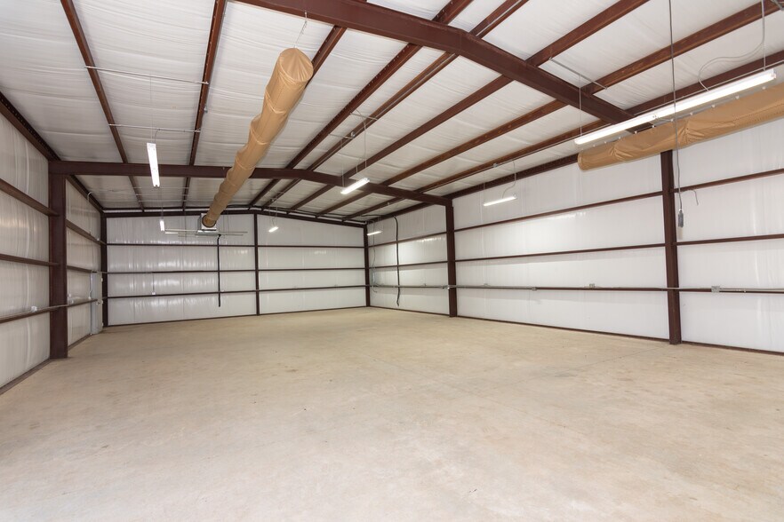 7748 E US Highway 290, Johnson City, TX for sale - Interior Photo - Image 2 of 14