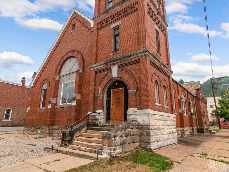 200 Lincoln Ave, Pittsburgh, PA à louer - Photo du bâtiment - Image 1 de 33